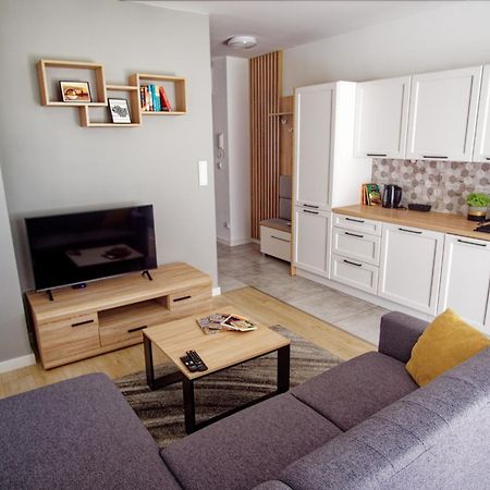 Przytulny Apartament Z Ogrodkiem W Doskonalej Lokalizacji Fair Rentals Wroclaw Exterior photo
